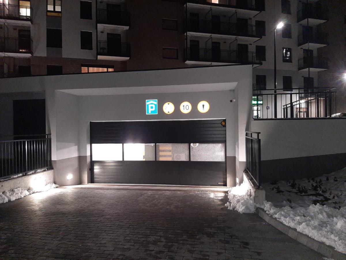 Zachod Apartment
