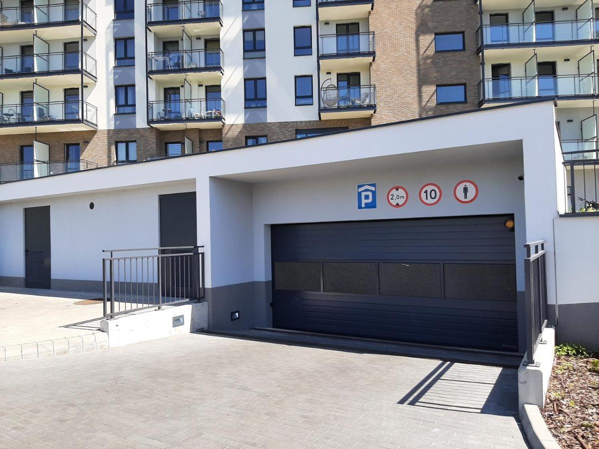 Apartment Zachod Warschau